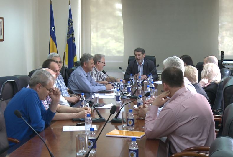 Potpisani Ugovori sa donatorima/izvođačima uključenim u realizaciju projekta “Adaptacija i rekonstrukcija Odjeljenja za hematologiju i onkologiju na Klinici za dječije bolesti UKC-a Tuzla”