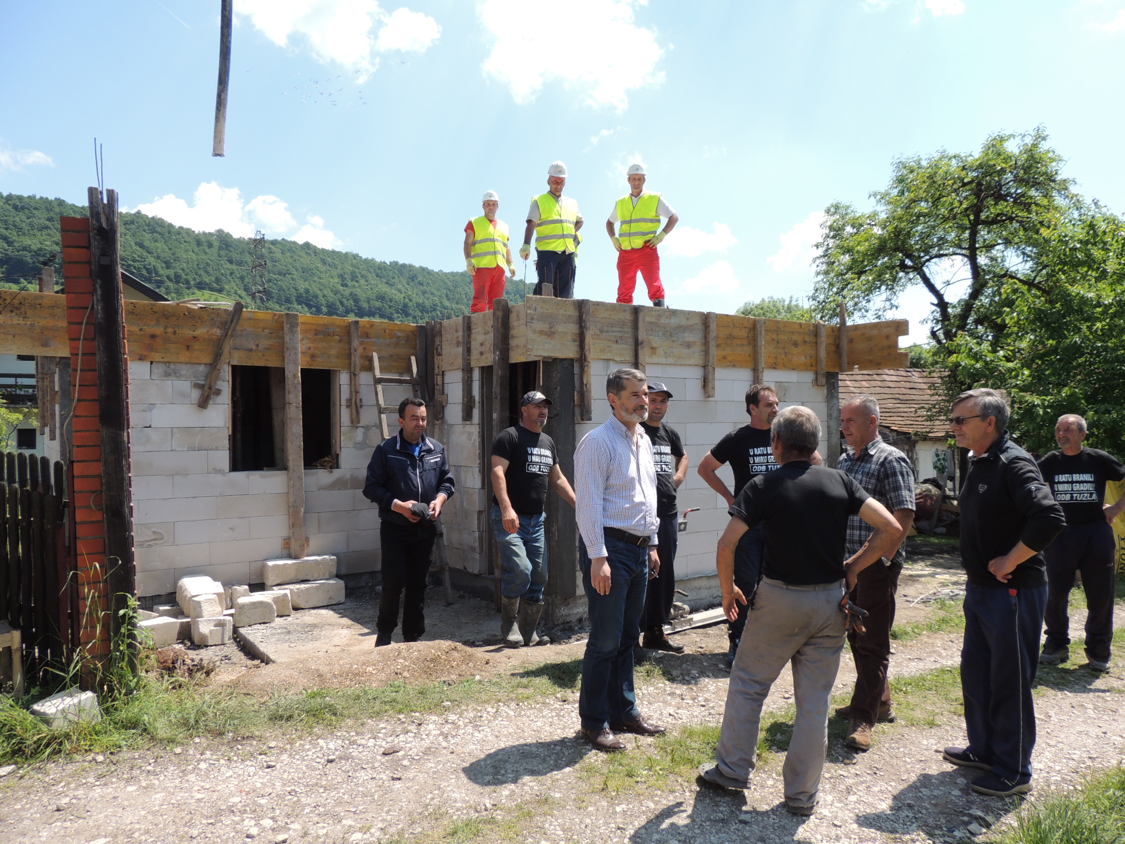 U mjesnoj zajednici Solina u toku izgradnja nove kuće za dva demobilisana borca