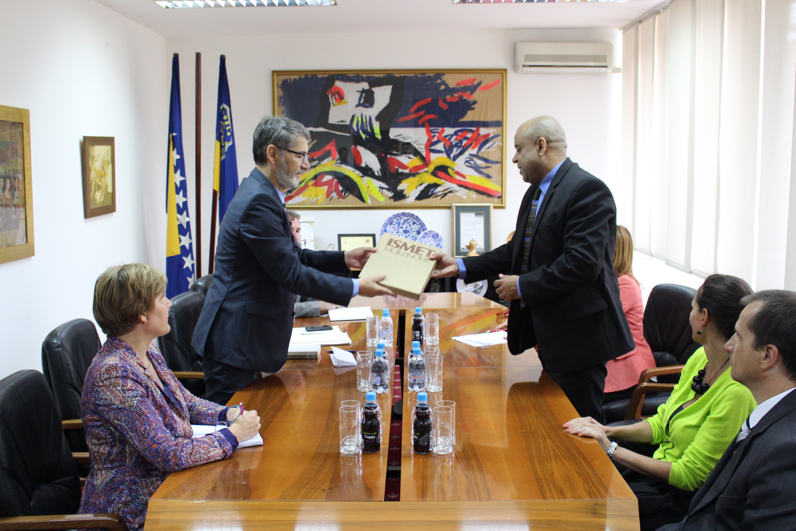Gradonačelnik Tuzle i Ambasador Republike Češke u BiH razgovarali o mogućnostima unapređenja saradnje Tuzle i Vlade i gradova Republike Češke