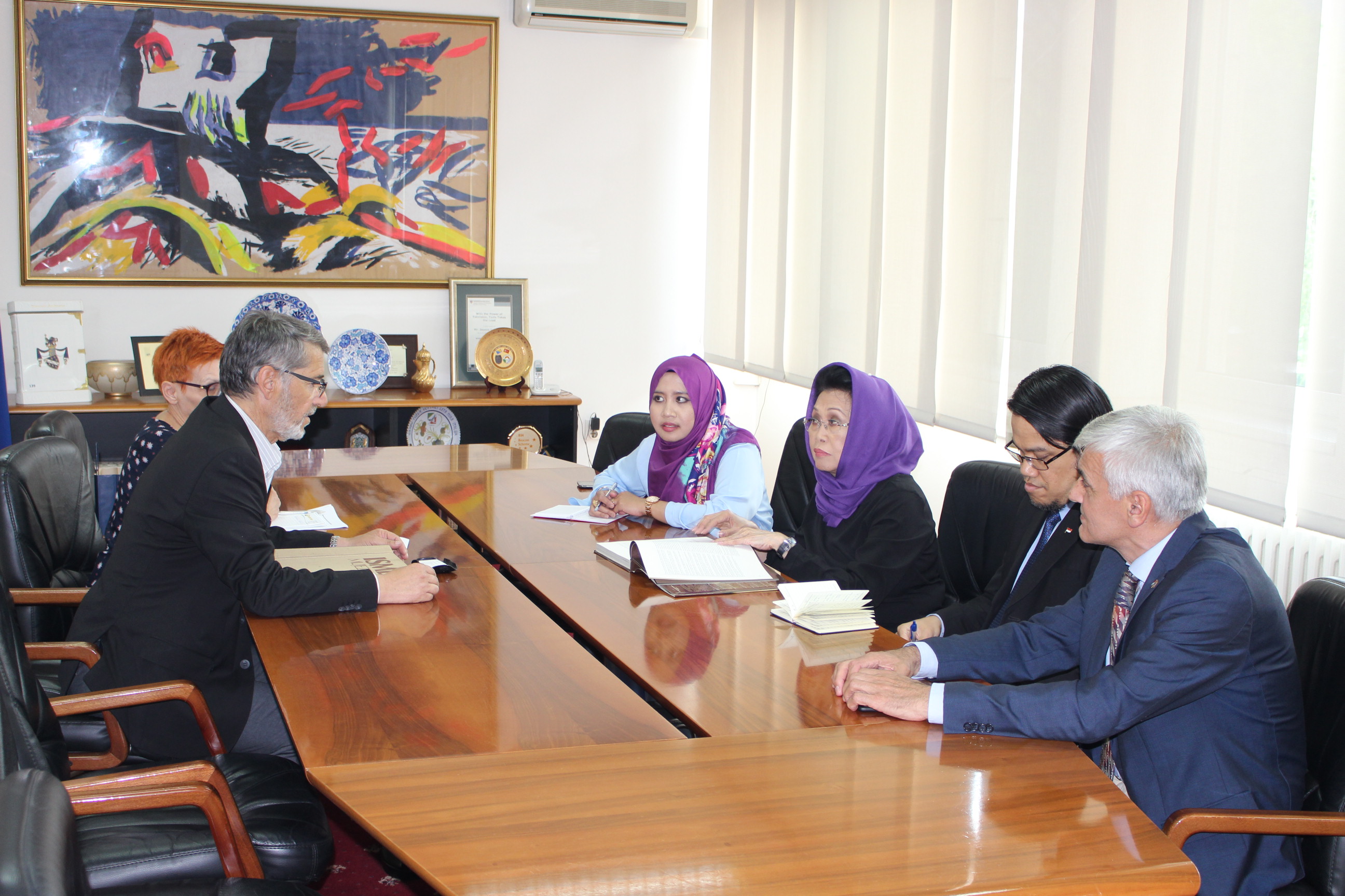 (foto) Nastupna posjeta Ambasadorice Republike Indonezije u BiH