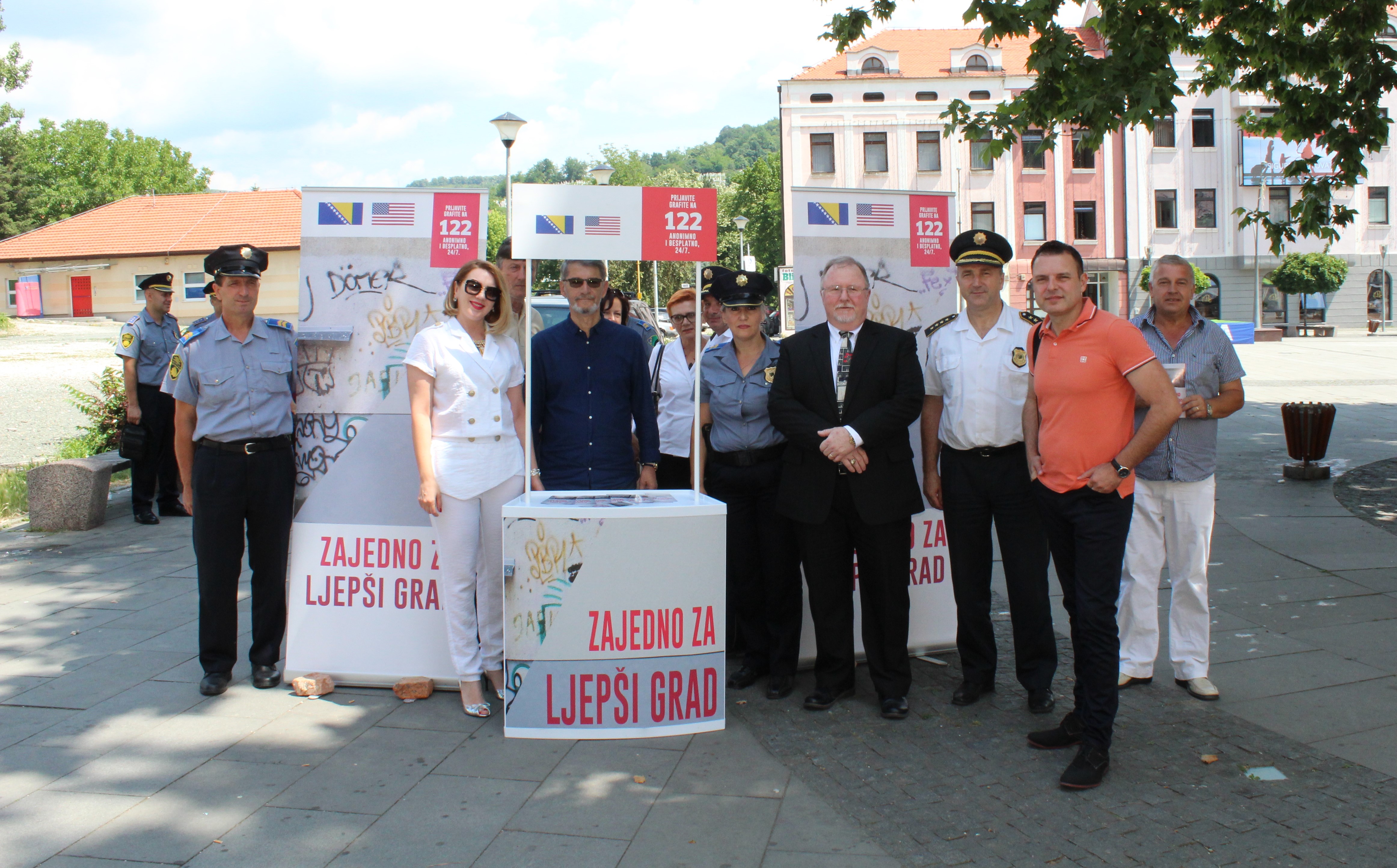 (video+foto) Počela dvodnevna kampanja „Uklanjanje grafita“