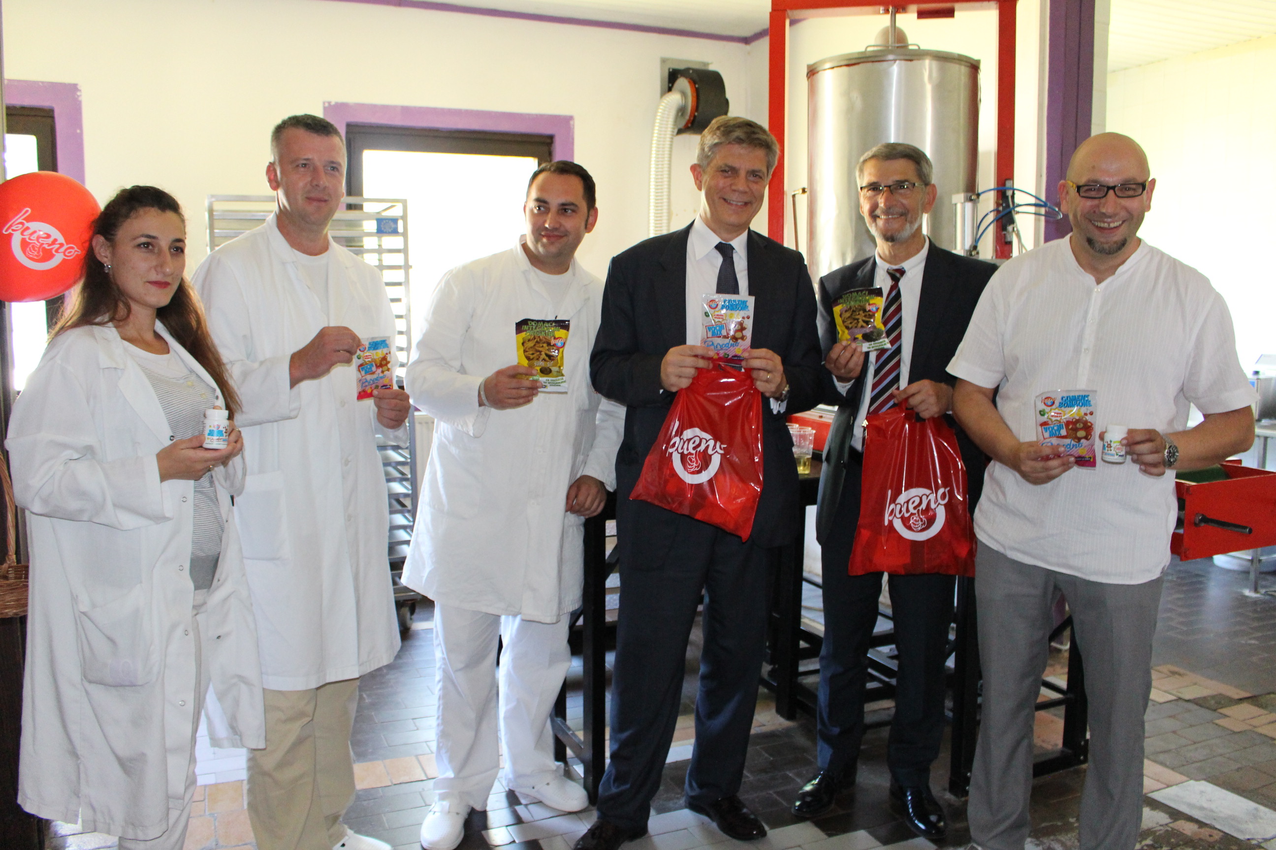 (video-foto) Ambasador Wigemark i gradonačelnik Imamović u posjeti tuzlanskim preduzećima