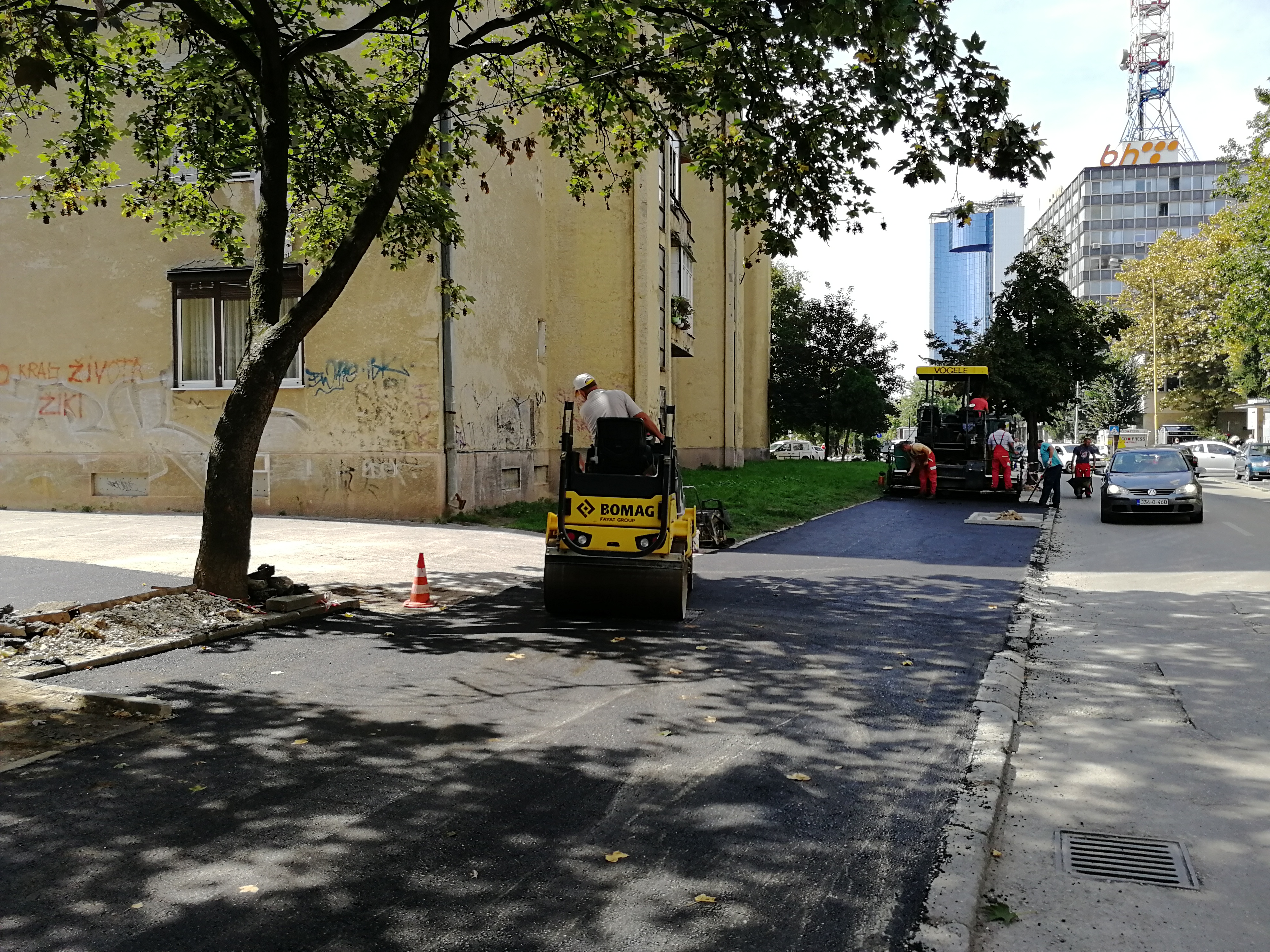 (foto) Radovi na sanaciji dijela ulice Aleja Alije Izetbegovića