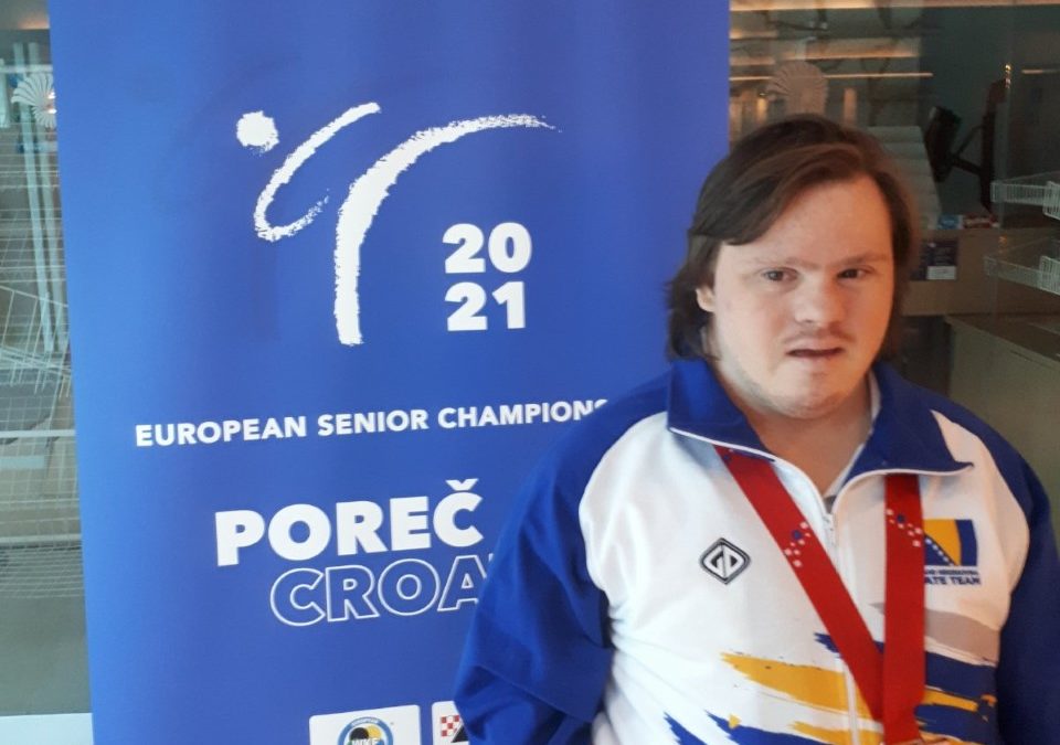 Gradonačelnik Tuzle upriličio prijem za Borisa Kasumovića, osvajača bronzane medalje na Evropskom prvenstvu u karateu