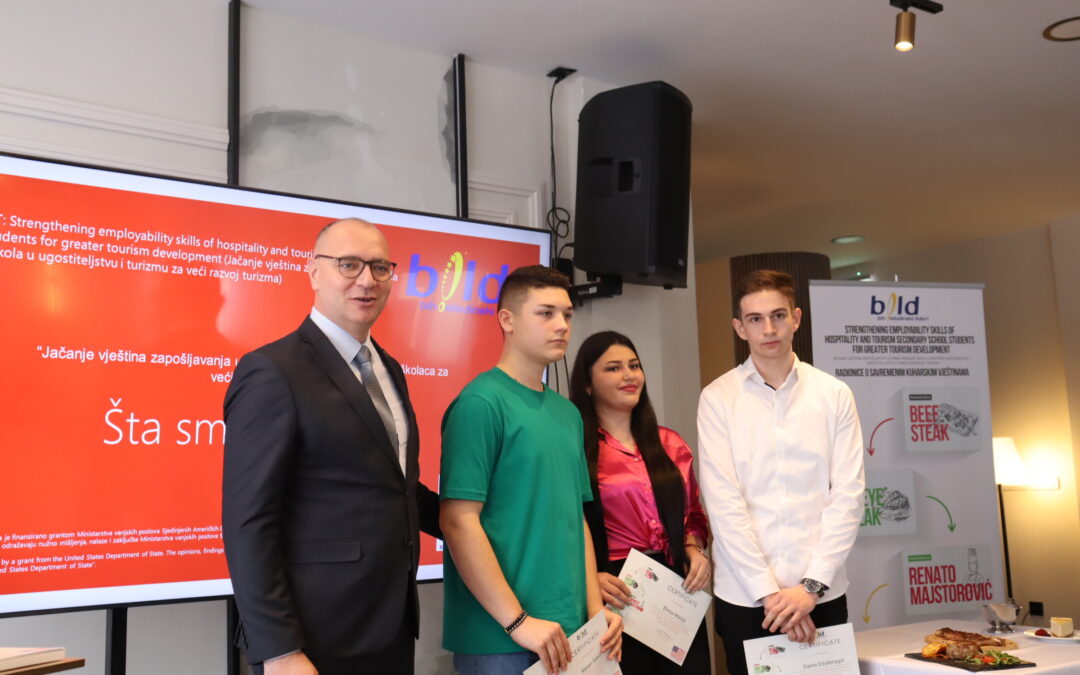Gradonačelnik Lugavić prisustvovao svečanoj promociji stečenih savremenih kulinarskih vještina srednjoškolaca u ugostiteljstvu i turizmu
