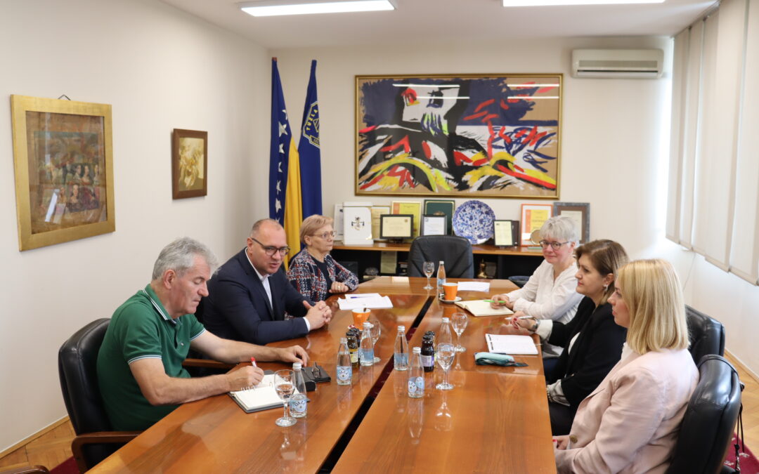 Gradonačelnik Lugavić održao sastanak sa Monikom Kleck iz Freudenberg fondacije o gradnji Centra za demokratiju i aktivno građanstvo u Tuzli