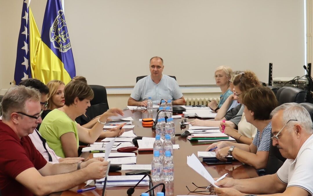 Gradski štab civilne zaštite Tuzla donio odluke o opremanju i nabavljanju opreme za službe zaštite i spašavanja