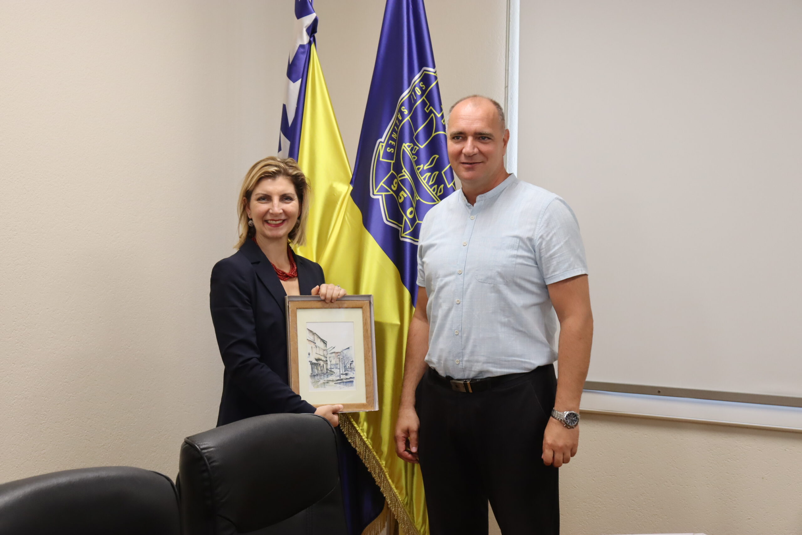 Šefica misije IOM u BiH, Laura Lungarotti u posjeti gradonačelniku Tuzle