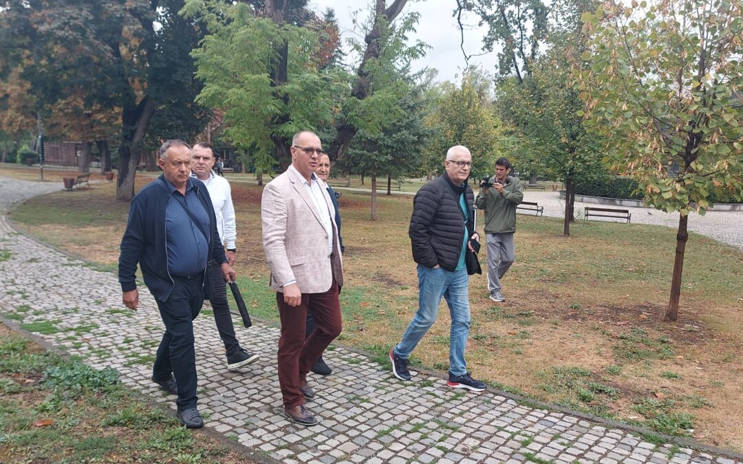 Gradonačelnik Lugavić u radnom obilasku grada