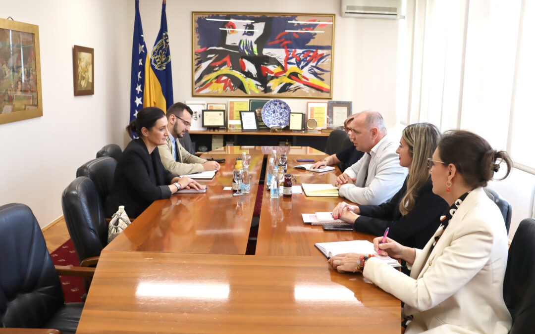 Gradonačelnik Lugavić sastao se sa predstavnicima Delegacije Evropske unije u BiH