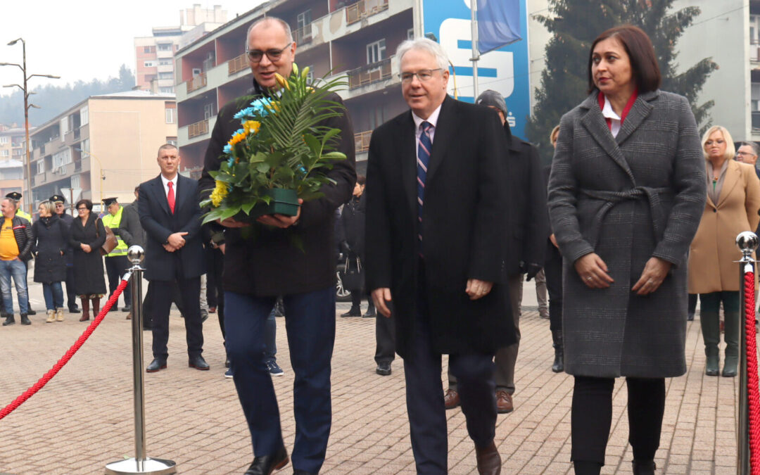 Nj.E. ambasador Murphy posjetio Tuzlu povodom obilježavanja Dana rođenja Martina Luthera Kinga