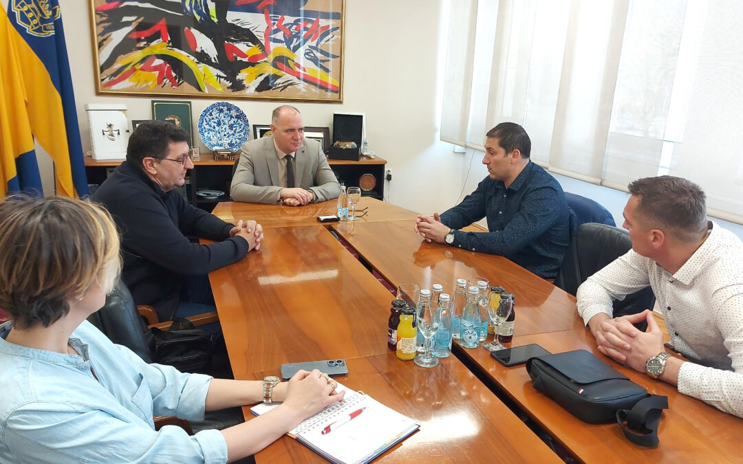 Gradonačelnik Lugavić sastao se s predstavnicima UG Veterani RK Sloboda Tuzla