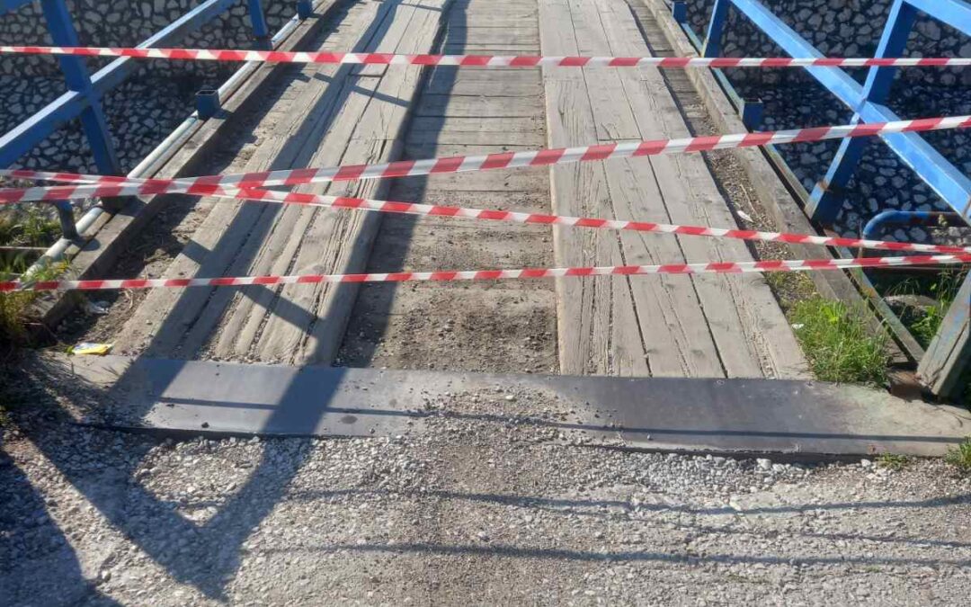 Obustava saobraćaja preko mosta na rijeci Jali prema naselju Cvjećara