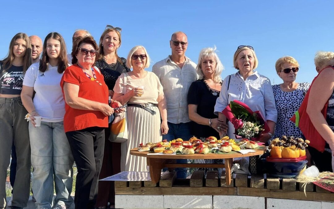 Gradonačelnik Lugavić prisustvovao manifestaciji “Bosanska tradicija – izložba hrane”