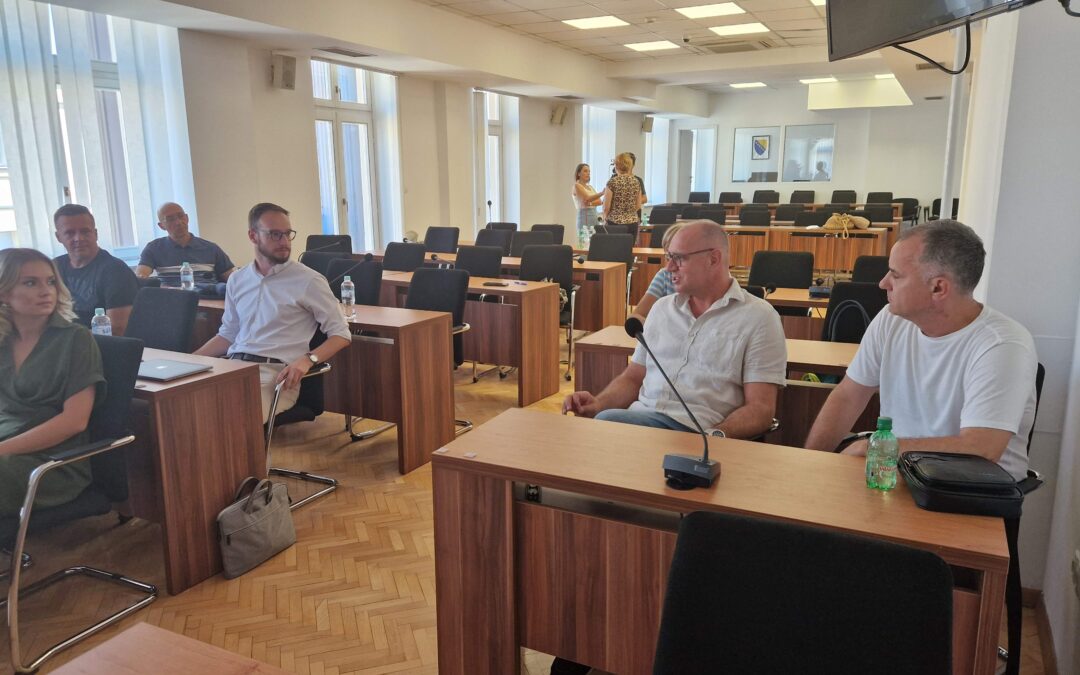 Uz podršku Evropske unije  u okviru projekta Grada Tuzle i Lokalnog partnerstva za zapošljavanje Tuzla održana prezentacija poslovnih planova za osnivanje 6 novih biznisa