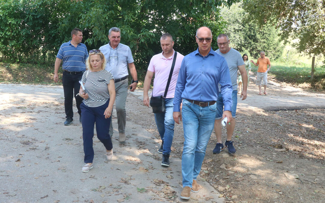 Gradonačelnik Tuzle u radnoj posjeti MZ Šićki Brod