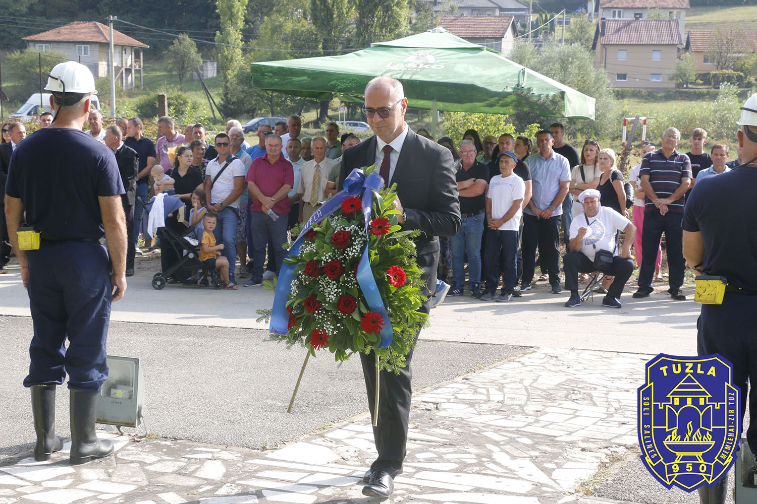 Obilježena 34. godišnjica rudarske nesreće u jami “Dobrnja-Jug”- gradonačelnik Lugavić odao počast nastradalim rudarima