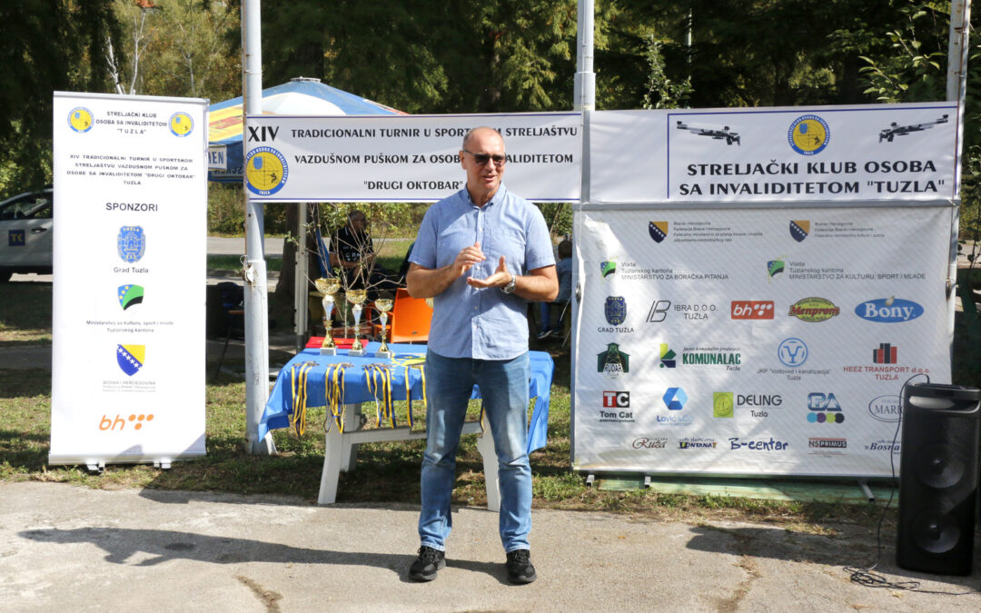 Gradonačelnik Lugavić otvorio XIV Tradicionalni turnir u sportskom streljaštvu za osobe sa invaliditetom “Drugi oktobar”