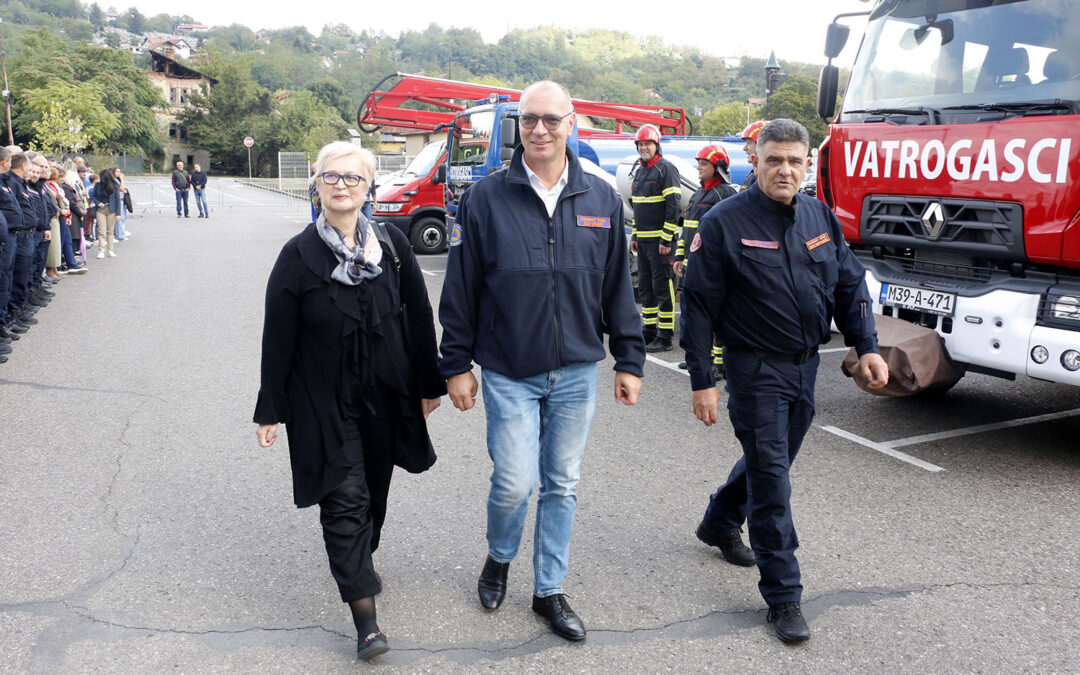 U Tuzli održana smotra operativnih snaga zaštite i spašavanja