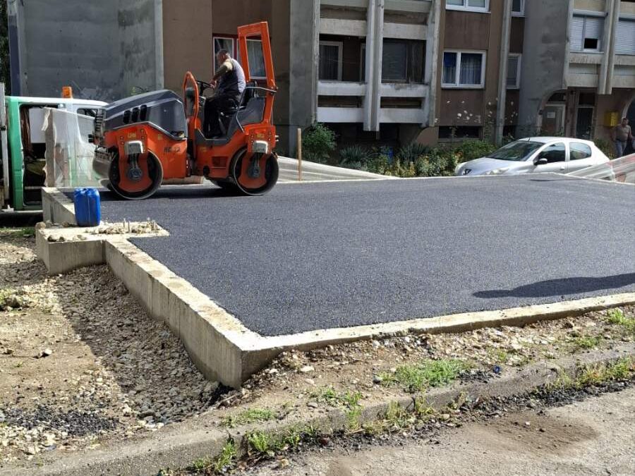 Radovi na izgradnji novog igrališta u naselju Paša Bunar privode se kraju