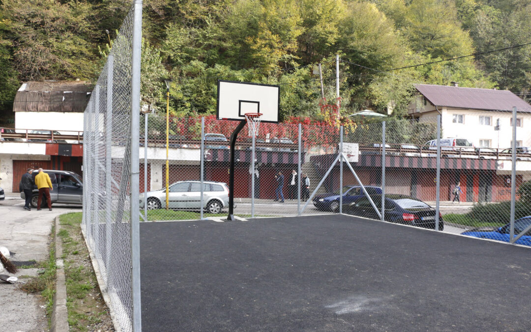 U naselju Paša Bunar radovi na sportskoj infrastrukturi i sanaciji ceste u završnoj fazi