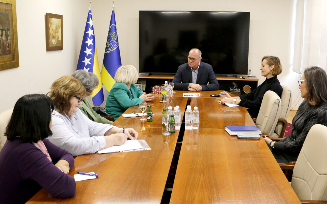 Gradonačelnik Lugavić podržao rad Udruženja “Majke hendikepirane djece”