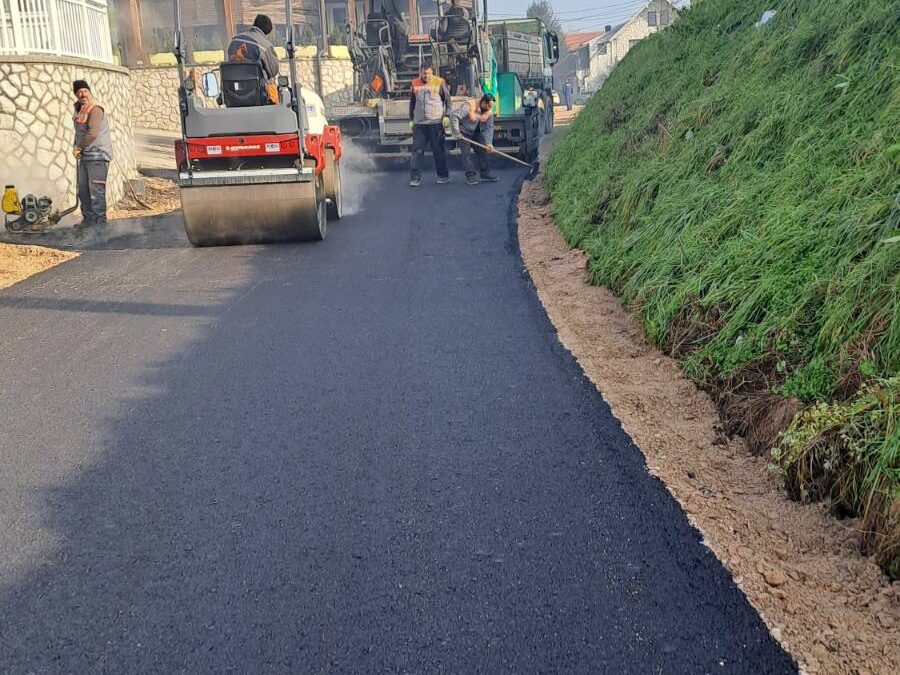 U toku su završni radovi na putnoj infrastrukturi u mjesnim zajednicama Batva i Šićki Brod