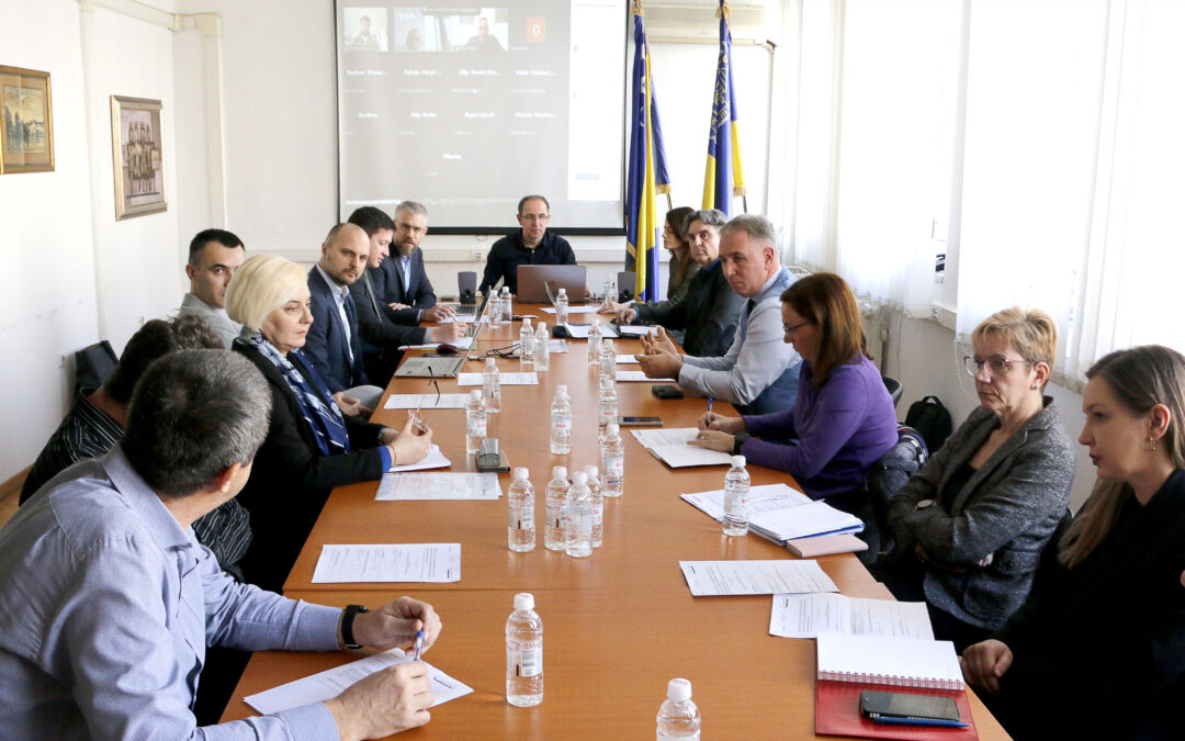 U okviru CARI projekta, u Tuzli održana radionica o praćenju kvalitete zraka