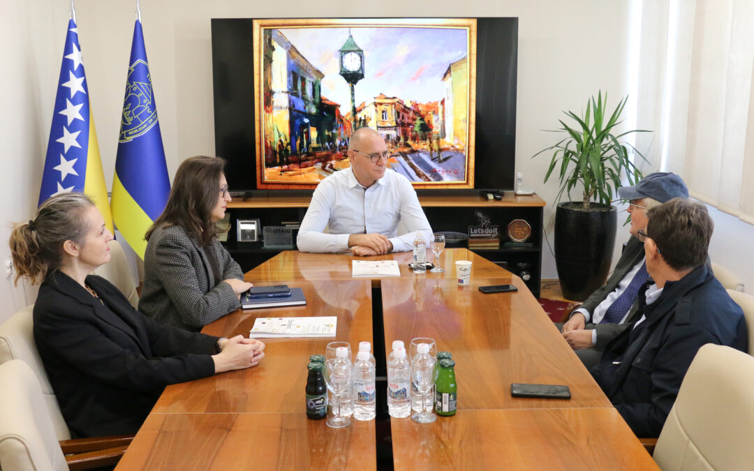 Gradonačelnik Tuzle razgovarao s predstavnicima Organizacionog odbora 10. Kongresa o pčelarstvu i pčelinjim proizvodima