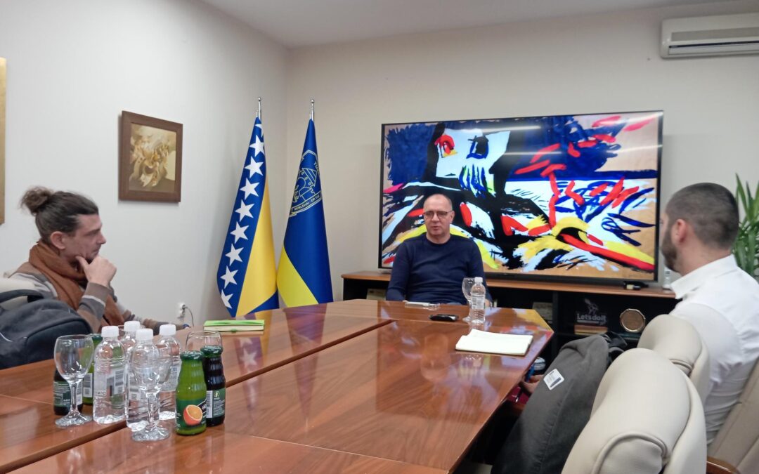 Gradonačelnik Tuzle održao sastanak sa predstavnicima Udruženja “Ne diskriminacija – ne mobing” Tuzla