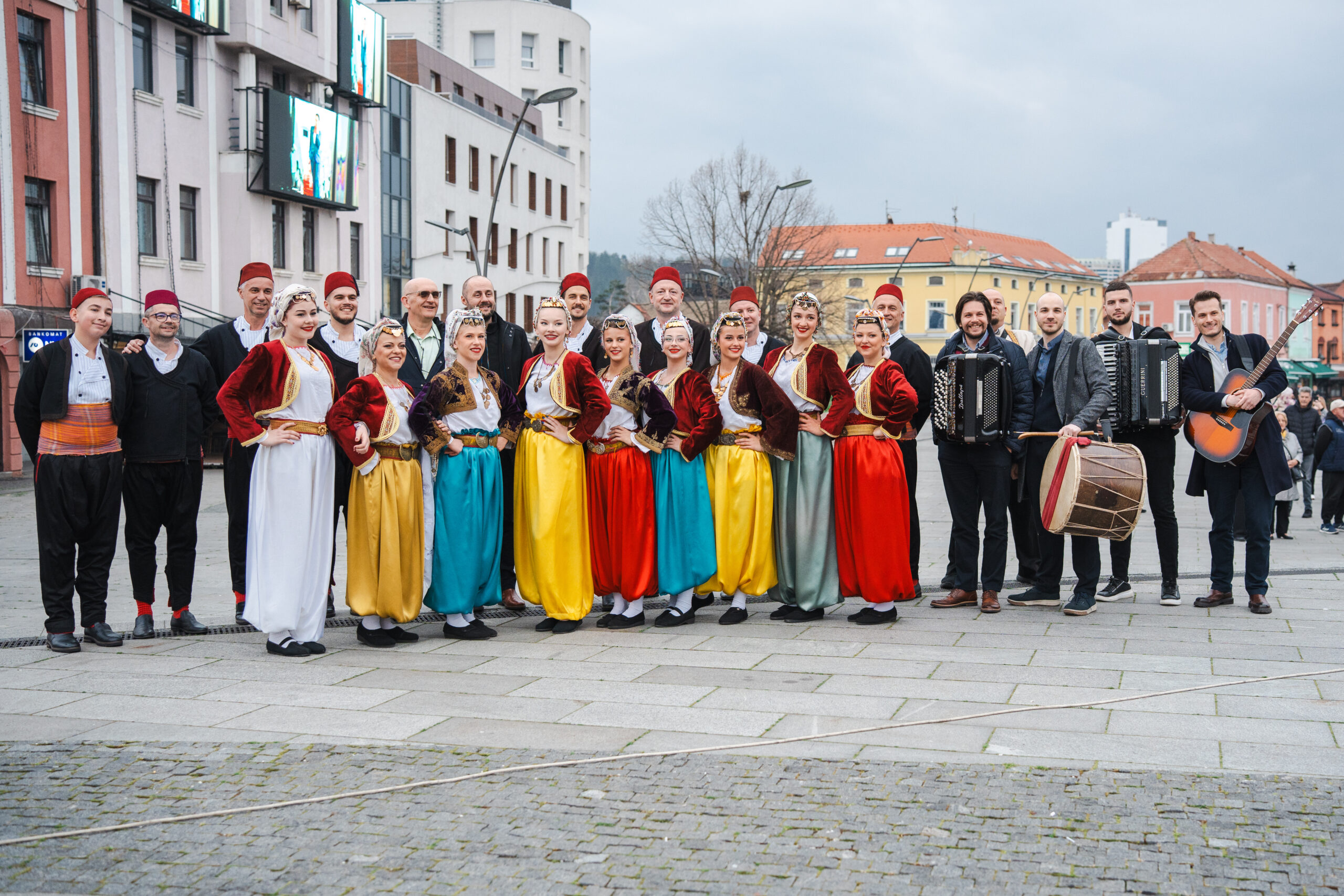 Ramazanski bajram obilježen na Trgu Slobode u Tuzli