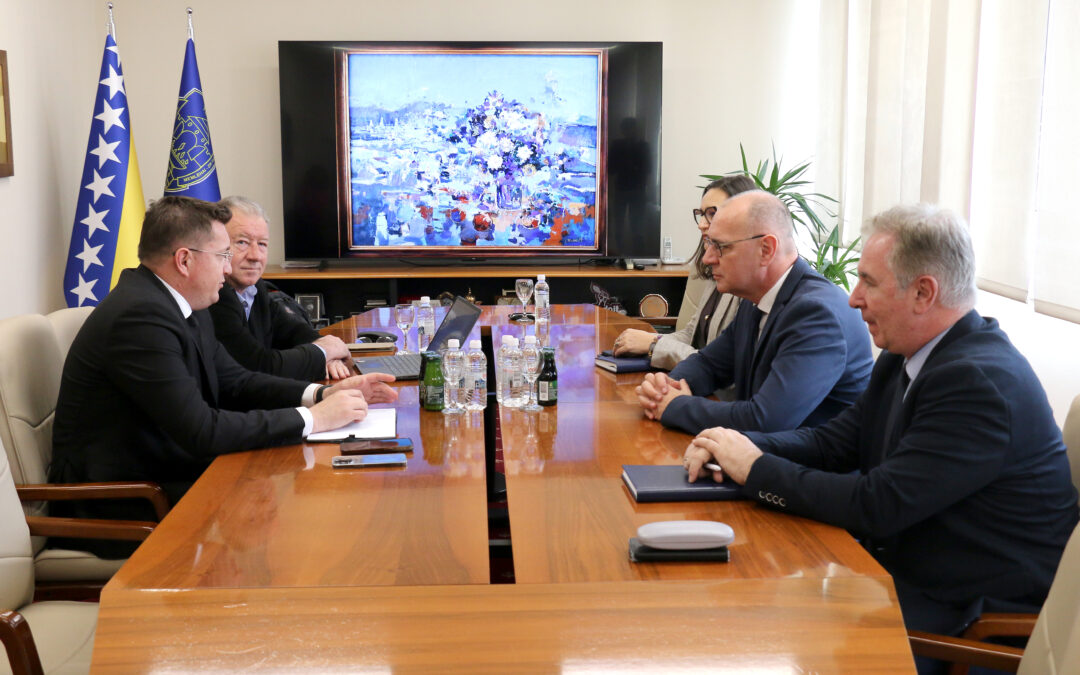 Pripreme za obilježavanje 80 godina pruge Brčko–Banovići u fokusu sastanka gradonačelnika Lugavića i načelnika Hasanovića