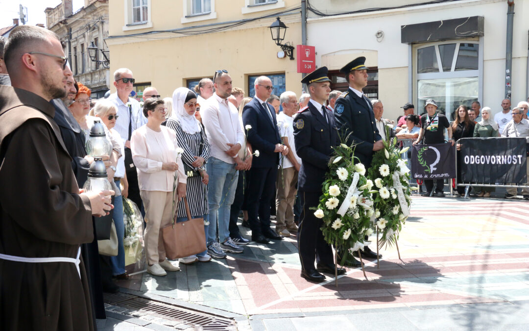 Tuzla obilježila 25. maj – komemoracija žrtvama zločina na Kapiji uz najviše državne i međunarodne zvaničnike
