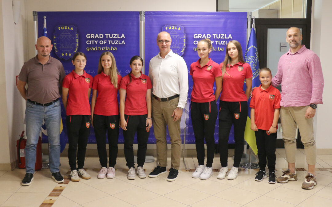 Gradonačelnik Lugavić upriličio prijem za ŽFK Sloboda 2024 Tuzla