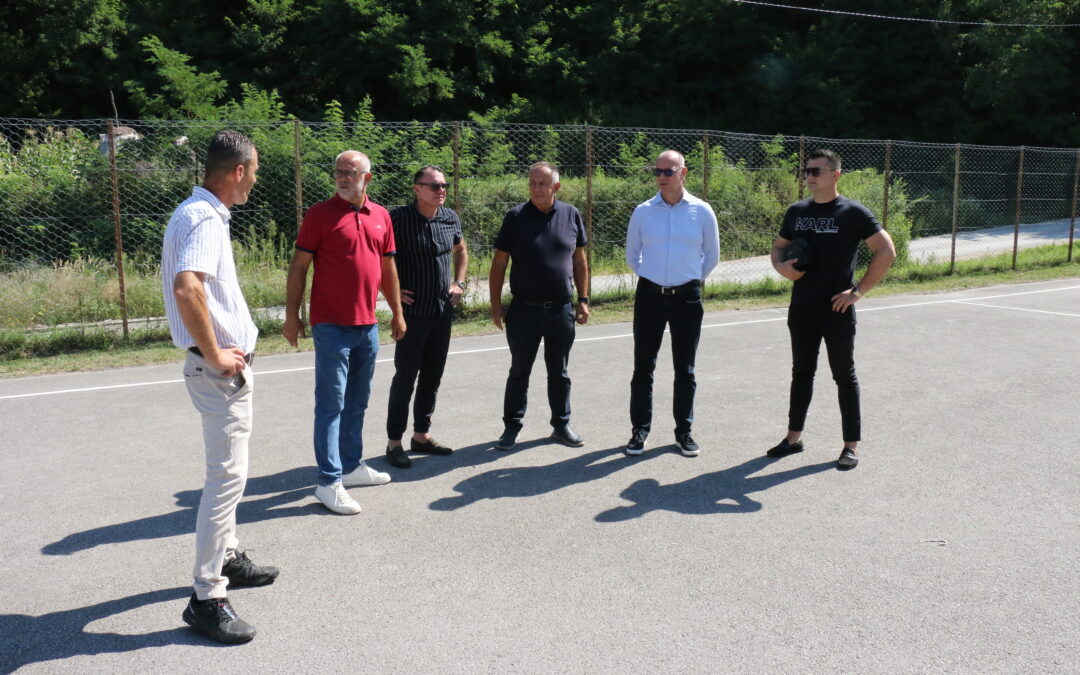 Mjesna zajednica Solana dobila uređeni sportski teren